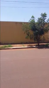 Fazenda / Sítio / Chácara com 4 Quartos para venda ou aluguel, 200m² no Chácaras Arco-Íris, Araçatuba