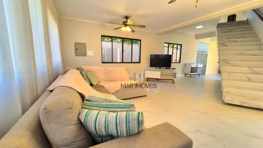 Casa de Condomínio com 3 Quartos para alugar, 210m² no Balneário Praia do Pernambuco, Guarujá