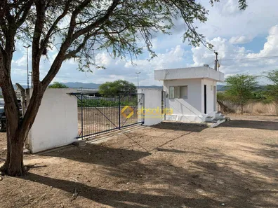 Galpão / Depósito / Armazém para alugar, 1100m² no Centro, Bezerros