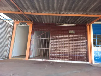 Prédio Inteiro com 2 Quartos à venda, 170m² no Ceilândia Sul, Brasília