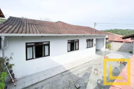 Casa com 4 Quartos à venda, 200m² no Badenfurt, Blumenau