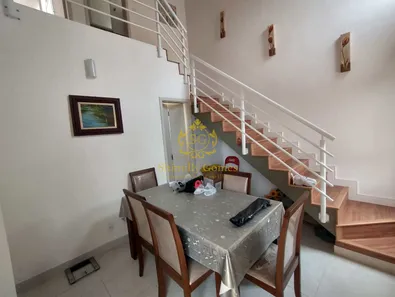 Sobrado com 2 Quartos à venda, 80m² no Dona Catarina, Mairinque