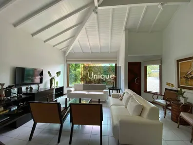 Casa de Condomínio com 4 Quartos à venda, 220m² no Geribá, Armação dos Búzios