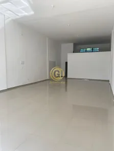 Loja / Salão / Ponto Comercial para alugar, 110m² no Loteamento Villa Branca, Jacareí