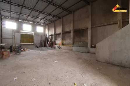 Galpão / Depósito / Armazém à venda, 300m² no Das Oliveiras, Divinópolis