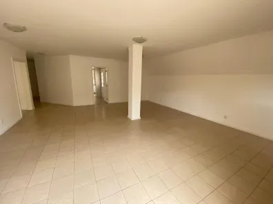 Cobertura com 3 Quartos para alugar, 160m² no Itaipava, Petrópolis