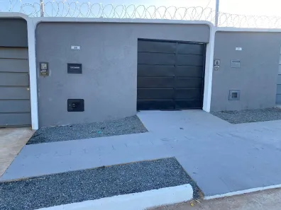 Casa com 2 Quartos à venda, 89m² no Residencial Laranjeiras, Senador Canedo