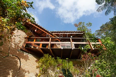 Casa de Condomínio com 5 Quartos para alugar, 450m² no Praia Vermelha, Ubatuba