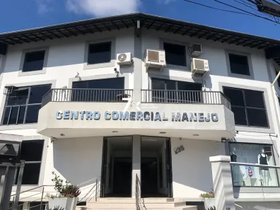 Loja / Salão / Ponto Comercial à venda, 50m² no Vila Julieta, Resende