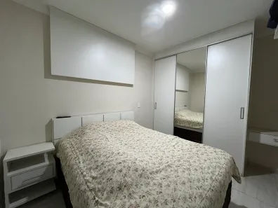 Apartamento com 3 Quartos à venda, 80m² no Vila Machado, Jacareí