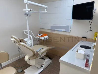 Casa Comercial para alugar, 180m² no Centro, Mogi das Cruzes