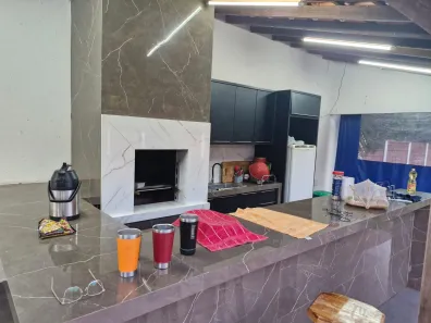 Fazenda / Sítio / Chácara com 3 Quartos à venda, 200m² no , Alvorada do Sul