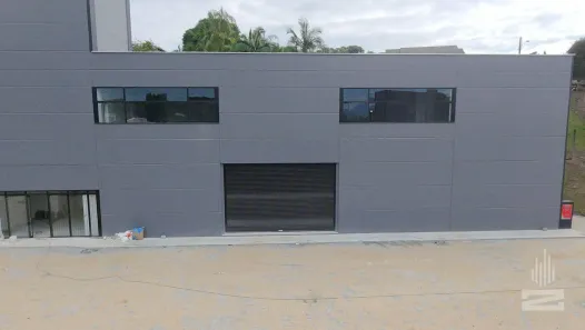 Conjunto Comercial / Sala para alugar, 230m² no Do Salto, Blumenau