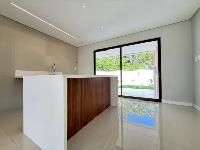 Casa de Condomínio com 4 Quartos à venda, 177m² no Vila de Abrantes (Abrantes), Camaçari