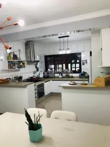 Sobrado com 4 Quartos à venda, 223m² no Bocaina, Ribeirão Pires