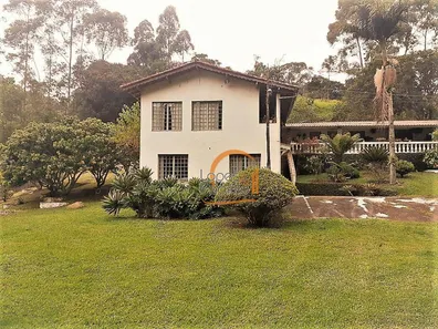 Fazenda / Sítio / Chácara com 4 Quartos à venda, 300m² no Cachoeirinha, Bom Jesus dos Perdões