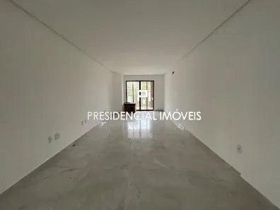 Apartamento com 4 Quartos para venda ou aluguel, 213m² no Vila Nova, Cabo Frio