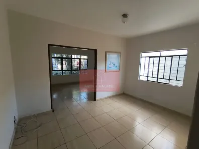Casa com 4 Quartos à venda, 148m² no Messiânico, Londrina