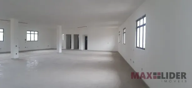 Conjunto Comercial / Sala para alugar, 310m² no Jardim Jandira, Jandira