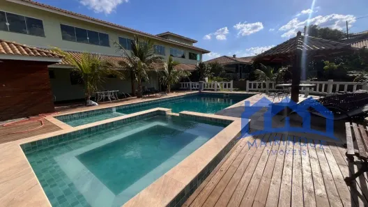 Fazenda / Sítio / Chácara com 3 Quartos à venda, 2400m² no , Mairinque