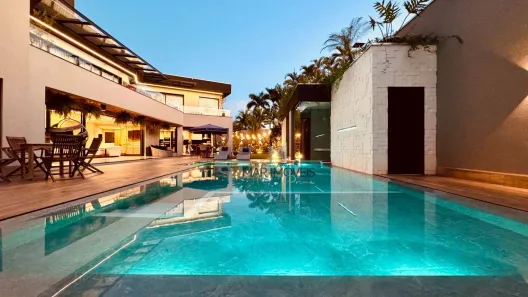 Casa de Condomínio com 9 Quartos à venda, 850m² no Jardim Acapulco, Guarujá