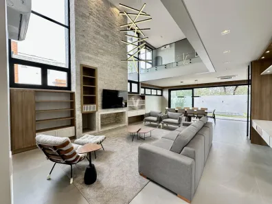 Casa de Condomínio com 5 Quartos à venda, 381m² no Camobi, Santa Maria