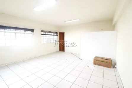 Galpão / Depósito / Armazém para alugar, 360m² no Jardim Alvorada, Cambé