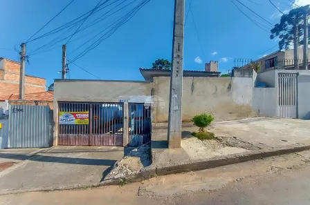 Sobrado com 4 Quartos à venda, 281m² no Guarani, Colombo