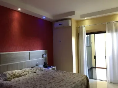 Sobrado com 5 Quartos à venda, 200m² no Centro, Feira de Santana