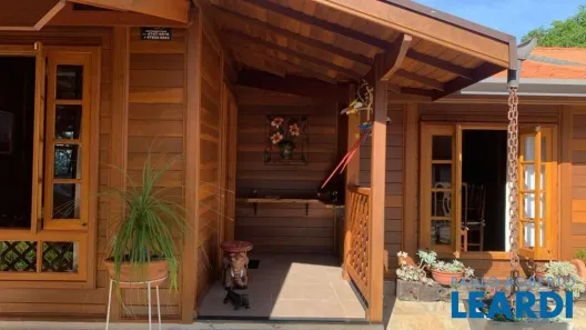 Fazenda / Sítio / Chácara com 2 Quartos à venda, 250m² no Taboão, Mogi das Cruzes