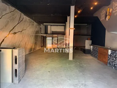 Prédio Inteiro para alugar, 180m² no Jardim Clementino, Taboão da Serra