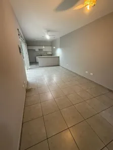 Casa de Condomínio com 3 Quartos para alugar, 106m² no Parque 9 de Julho, São Roque