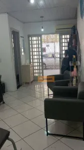 Loja / Salão / Ponto Comercial para alugar, 135m² no Vila Bandeirantes, Poá