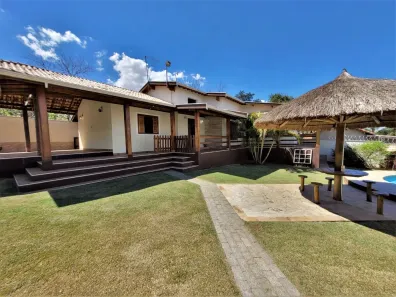 Fazenda / Sítio / Chácara com 4 Quartos à venda, 1024m² no Estância Lago Azul (Ártemis), Piracicaba