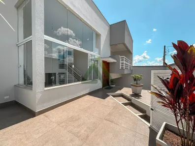 Sobrado com 3 Quartos à venda, 280m² no Jardim Maria Helena, Nova Odessa