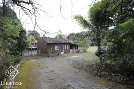 Fazenda / Sítio / Chácara com 5 Quartos à venda, 197m² no Loteamento São Sebastião, Barra Mansa