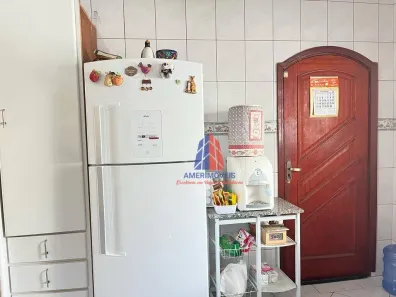 Sobrado com 3 Quartos à venda, 220m² no Jardim Amélia, Americana