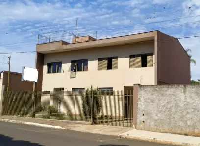 Sobrado com 3 Quartos à venda, 272m² no , Sertanópolis