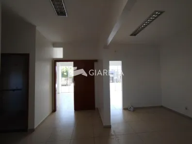 Conjunto Comercial / Sala para alugar, 36m² no Vila Industrial, Toledo