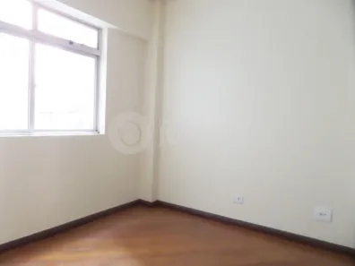 Apartamento com 2 Quartos para alugar, 53m² no Cristo Rei, Curitiba