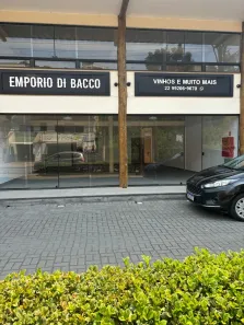 Loja / Salão / Ponto Comercial para alugar, 80m² no Centro, Nova Friburgo