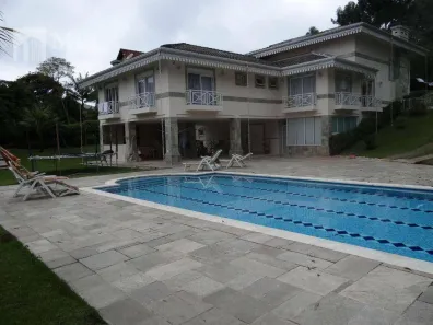 Casa de Condomínio com 4 Quartos para venda ou aluguel, 650m² no Roseira, Mairiporã