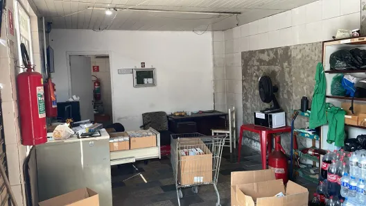 Loja / Salão / Ponto Comercial para alugar, 30m² no São Miguel, São Gonçalo
