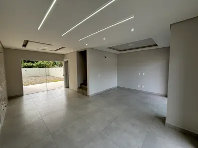 Sobrado com 3 Quartos à venda, 121m² no , Itapoá