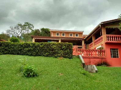 Fazenda / Sítio / Chácara com 4 Quartos à venda, 386m² no , Nazaré Paulista