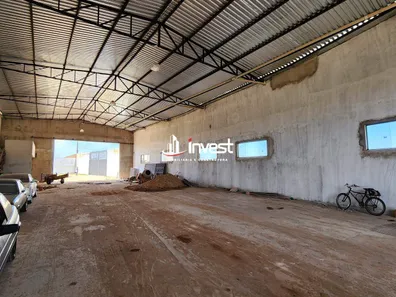 Galpão / Depósito / Armazém à venda, 1200m² no Parque das Laranjeiras, Uberaba