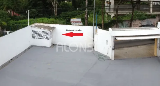 Prédio Inteiro com 8 Quartos para alugar, 1250m² no Granja Viana, Cotia