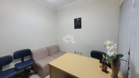 Conjunto Comercial / Sala à venda, 66m² no Centro, Canoas