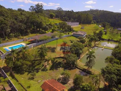 Fazenda / Sítio / Chácara com 8 Quartos à venda, 12100m² no , Ibiúna