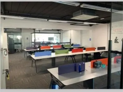 Prédio Inteiro à venda, 893m² no Vila Santa Luzia, Taboão da Serra